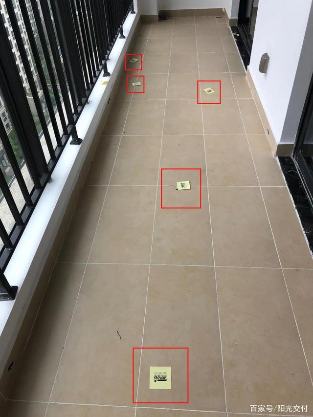阳台墙上瓷砖贴空了怎么办(阳台墙砖空了一定会掉下来么) 阳台墙上瓷砖贴空了怎么办(阳台墙砖空了一定会掉下来么)